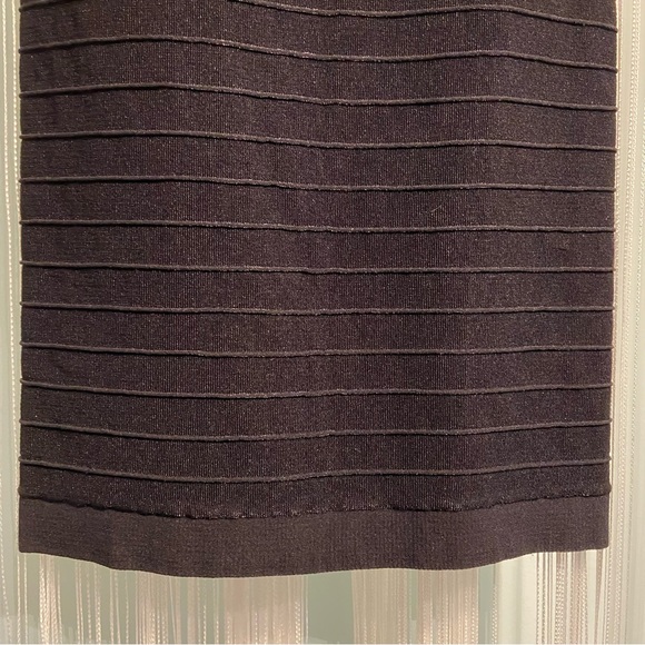 Bebe Open Back Midi Dress NWT - Picture 10 of 16